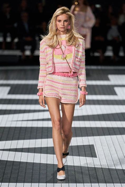 Kleine lederwaren — CHANEL Cruise collection 2024/25 — 